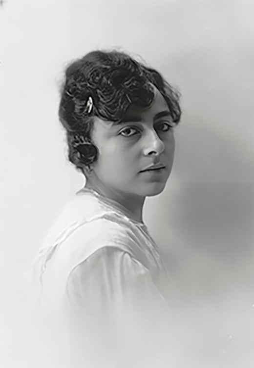 Abuela Dora 01